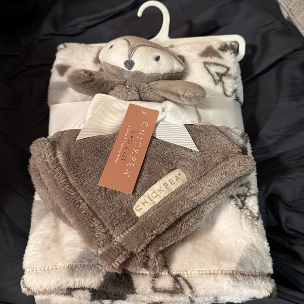 Chick Pea Blanket and Security Buddy Set